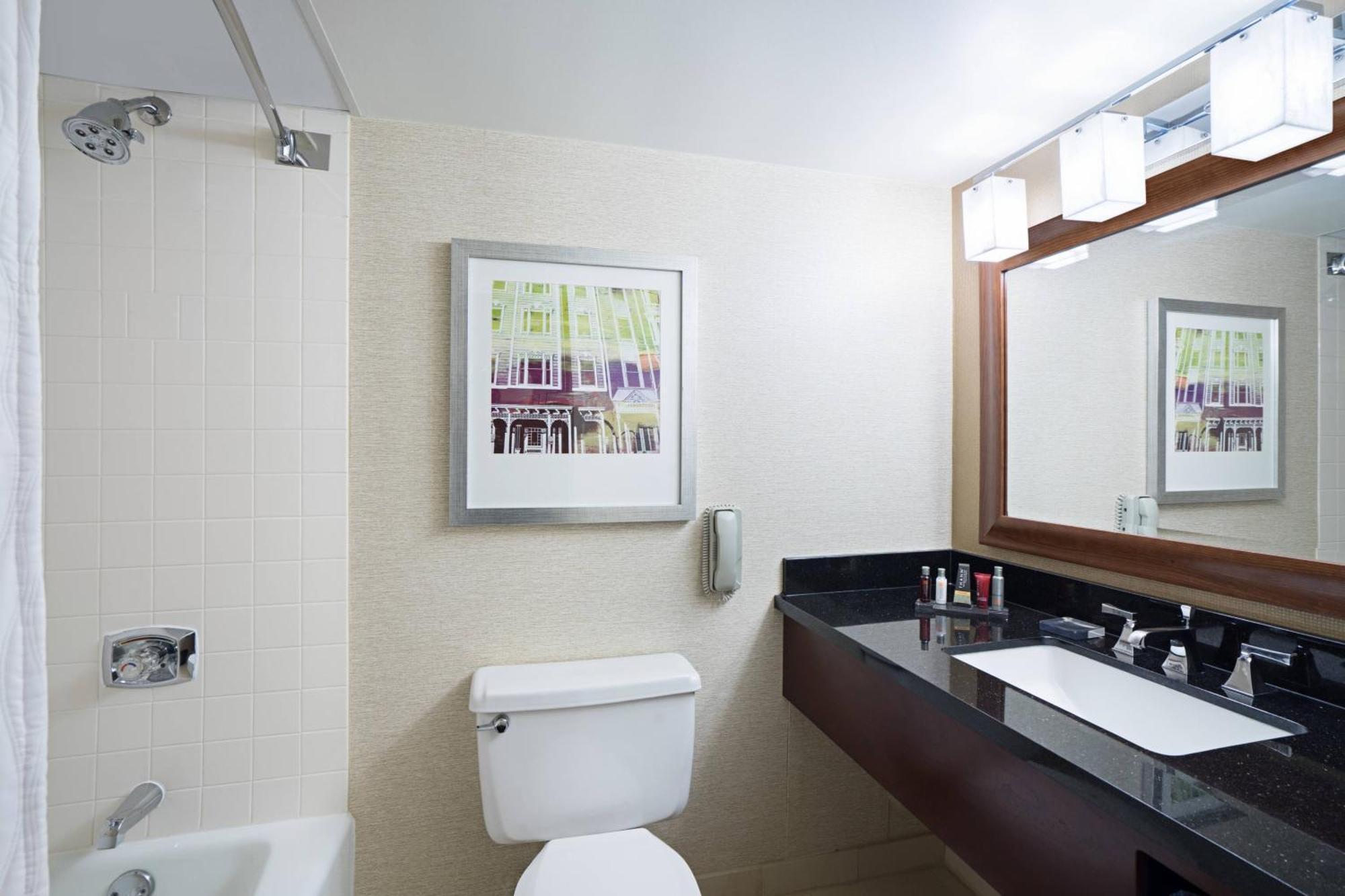 Charleston Marriott Town Center Otel Dış mekan fotoğraf
