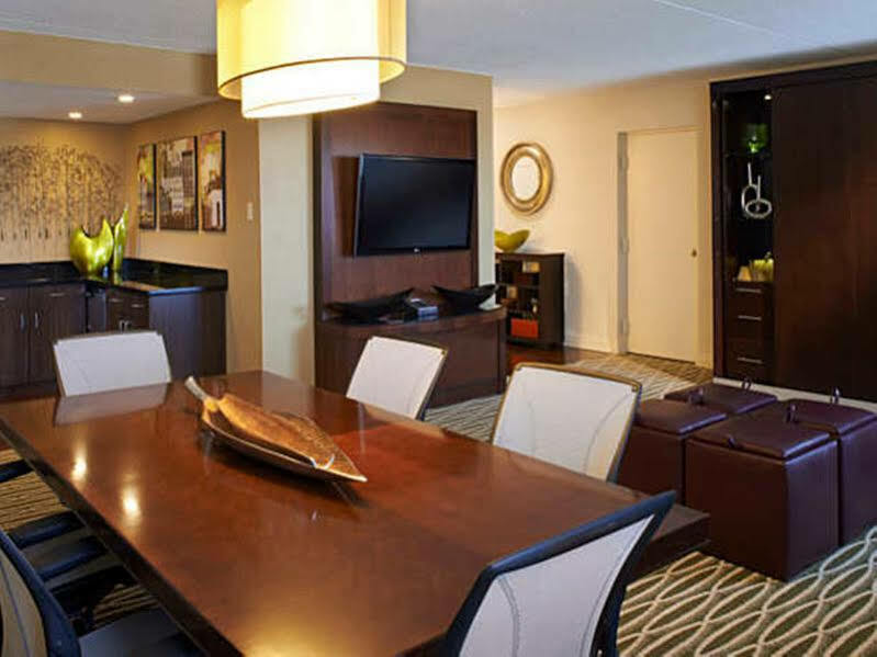 Charleston Marriott Town Center Otel Dış mekan fotoğraf